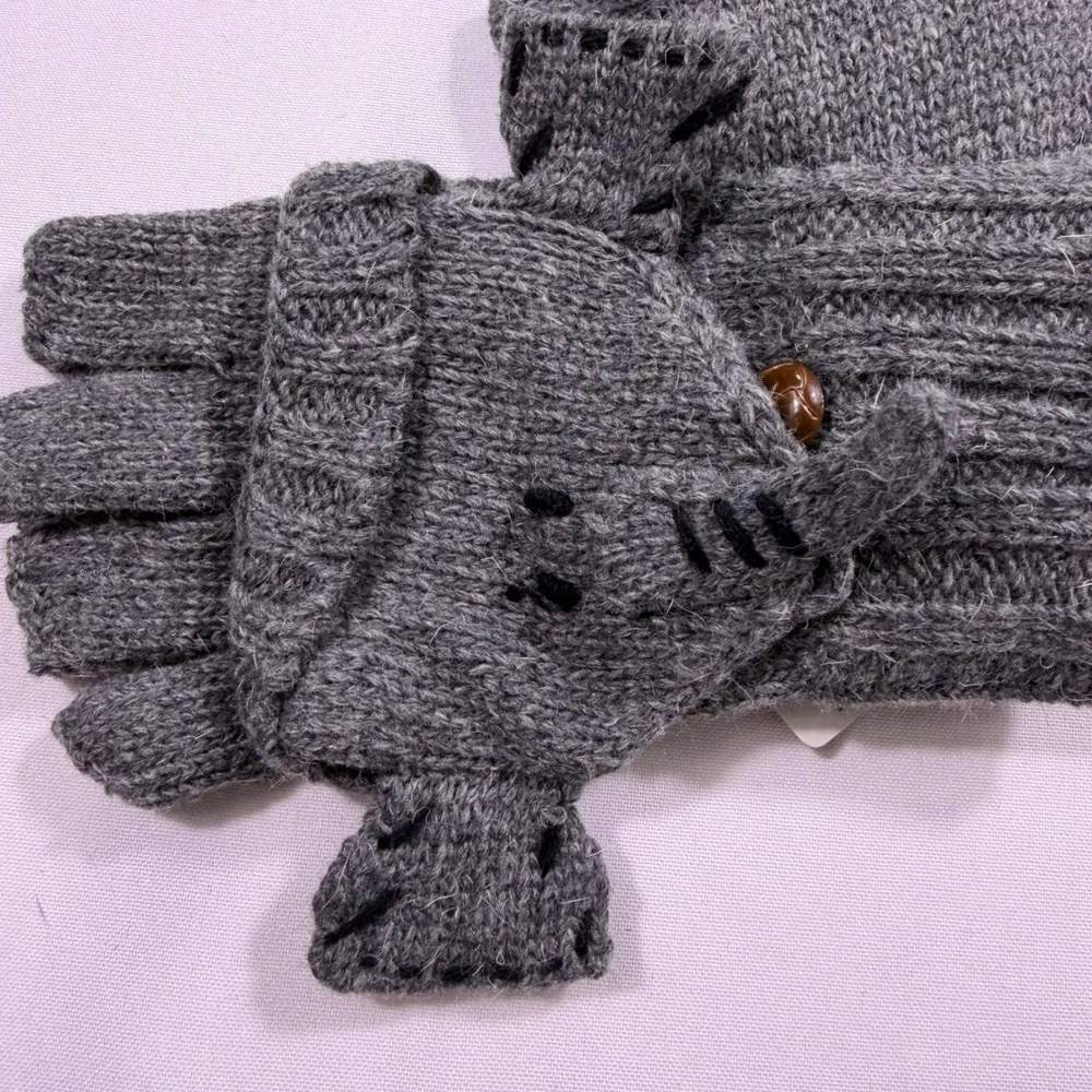 Yan & Lei Gray Wool Blend Elephant Convertible Fingerless Mitten Gloves